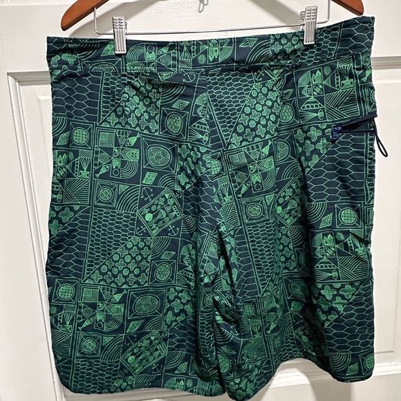 Patagonia Men’s Minimalist Wavefarer Board Shorts - 19" Size 36 NWOT - Picture 6 of 8